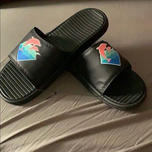 Pink Dolphin 🐬 Trippy Slides 🔮